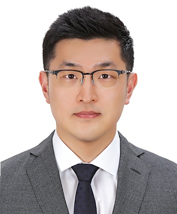 김태훈교수(학부장) 사진